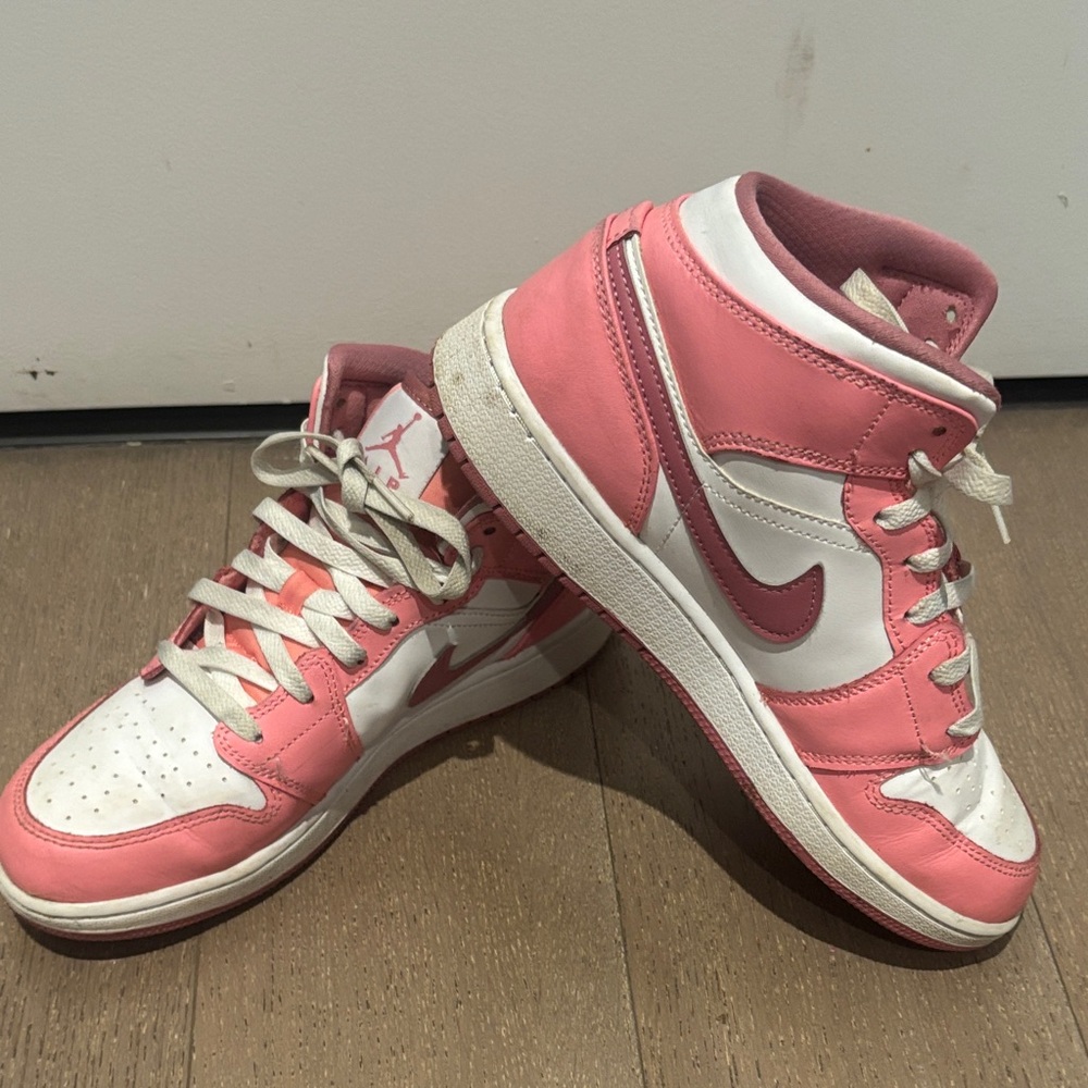 Jordan Women's Pink and White Sneakers